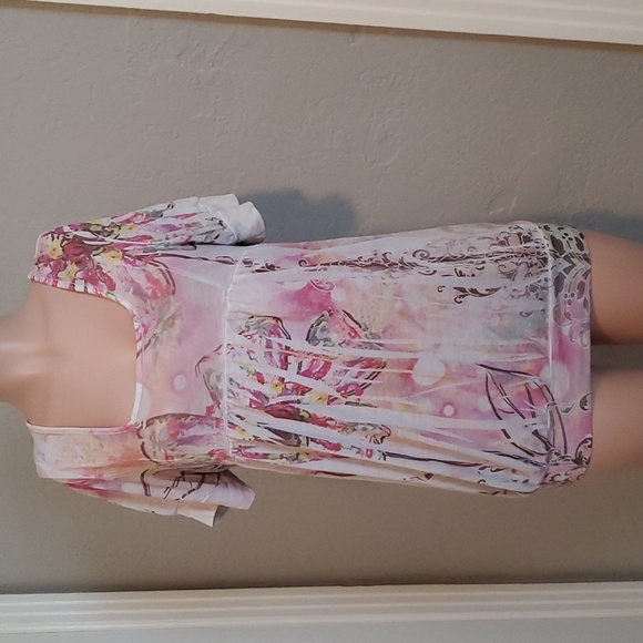 💞Ladies Top - Picture 1 of 4